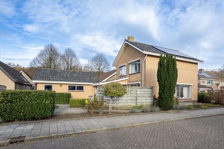 Photo 24 of Schoolstraat 57