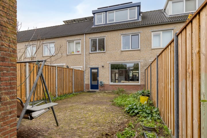 Photo 4 of Glenn Millerweg 82