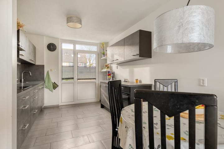 Foto 12 van Glenn Millerweg 82