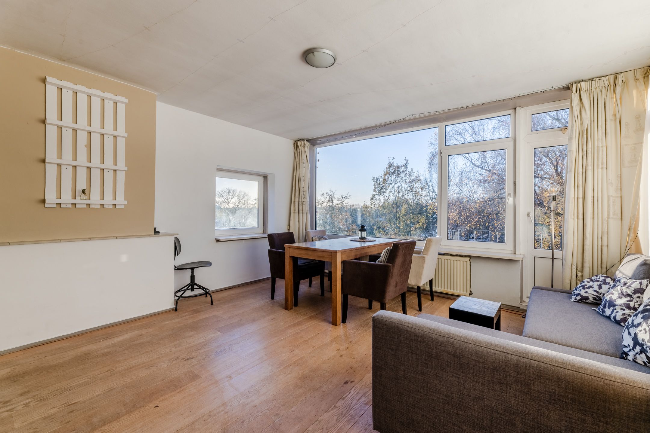 Foto 12 van Van 't Hoffstraat 79