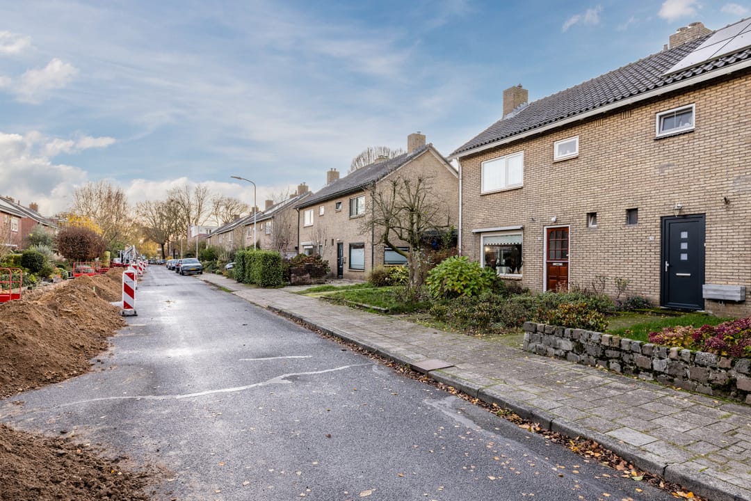 Foto 32 van Van 't Hoffstraat 79