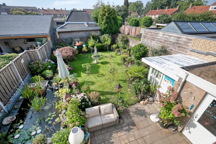 Photo 21 of De Roverestraat 7