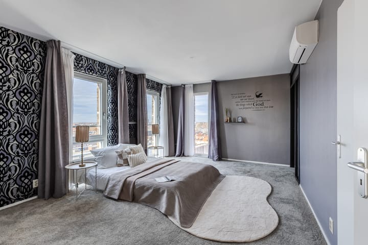 Foto 36 van Bermuda 110