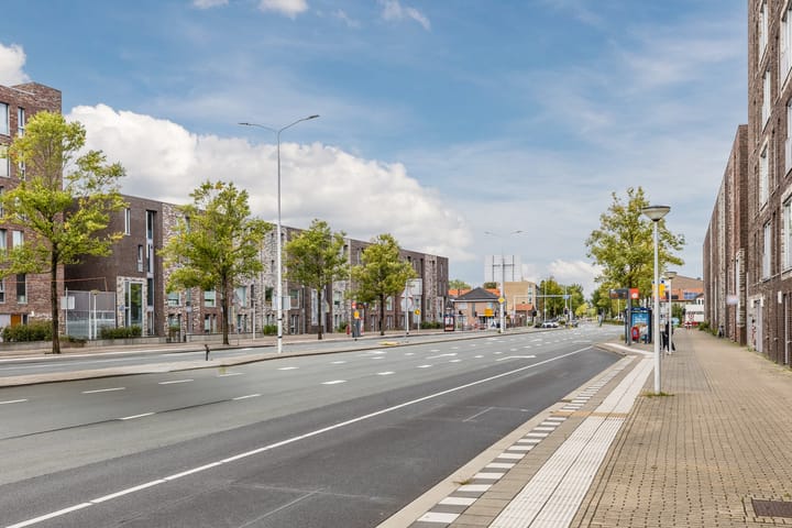 Foto 54 van Bermuda 110