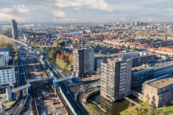 Foto 55 van Bermuda 110