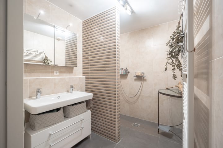 Foto 16 van Veembroederhof 83