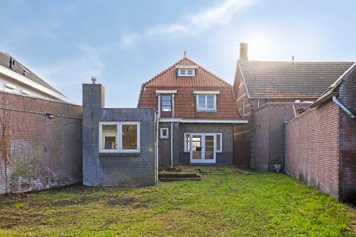 Photo 23 of Julianastraat 35