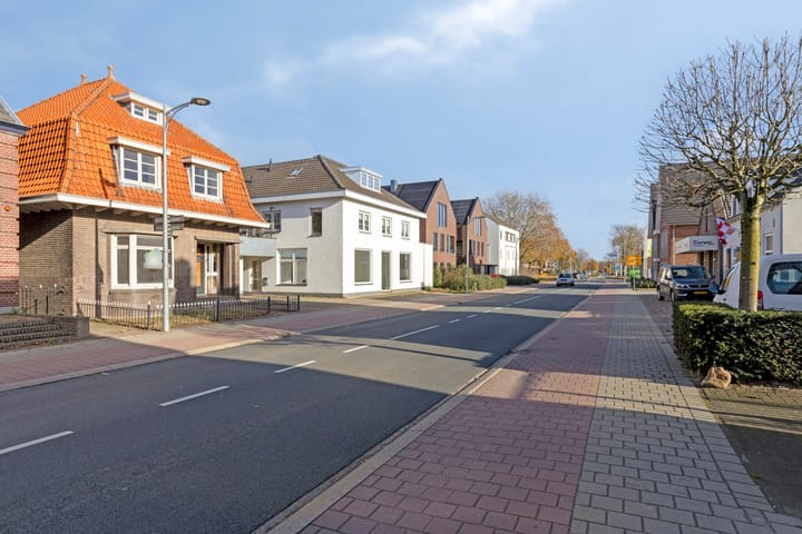 Photo 37 of Julianastraat 35