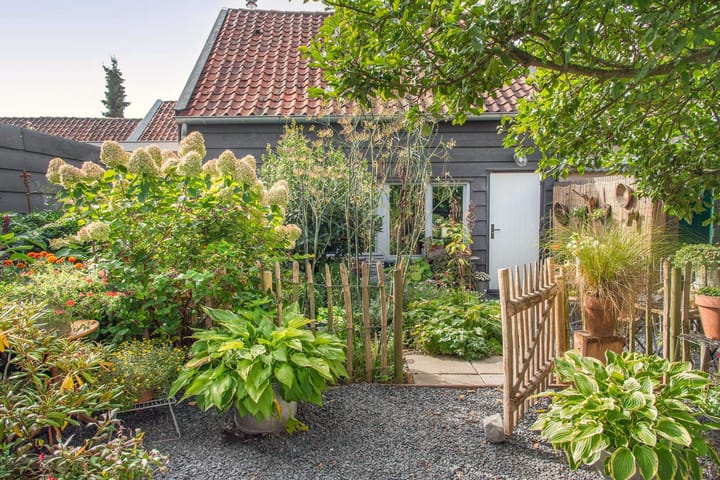 Photo 53 of Voorstraat 13