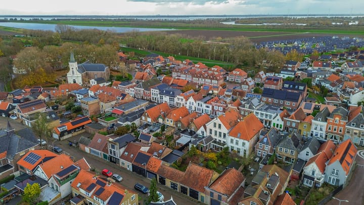 Photo 57 of Voorstraat 13