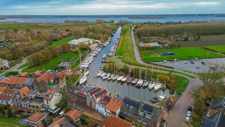 Photo 60 of Voorstraat 13