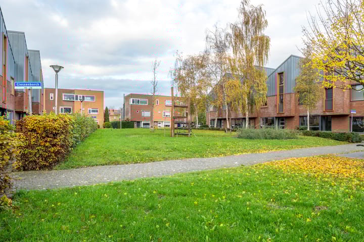 Photo 89 of Giessenborch 13