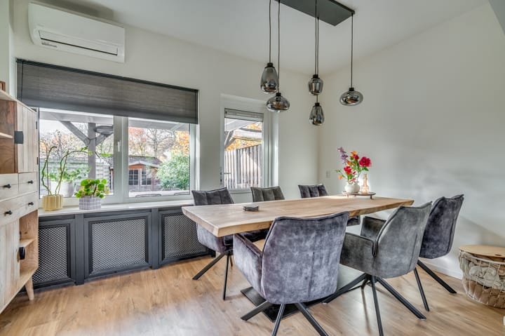 Foto 11 van P C Hooftstraat 2