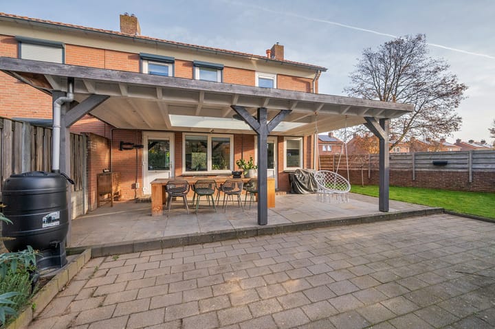 Foto 30 van P C Hooftstraat 2