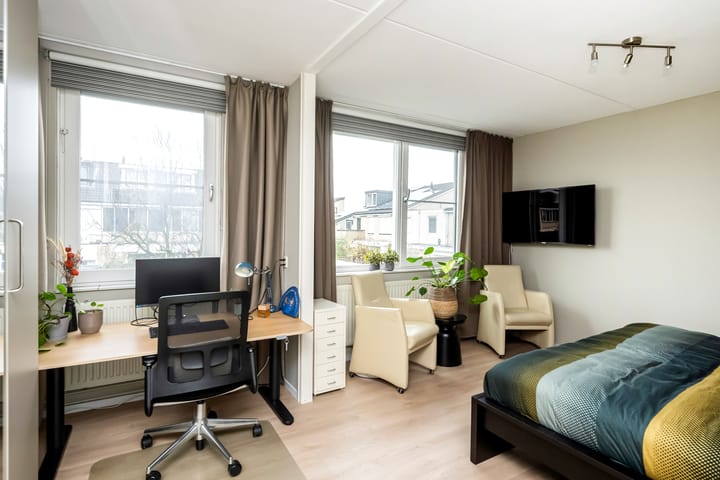 Photo 13 of Calsstraat 38