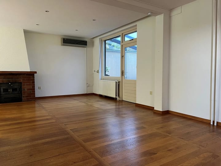 Foto 5 van Rijnaakstraat 10