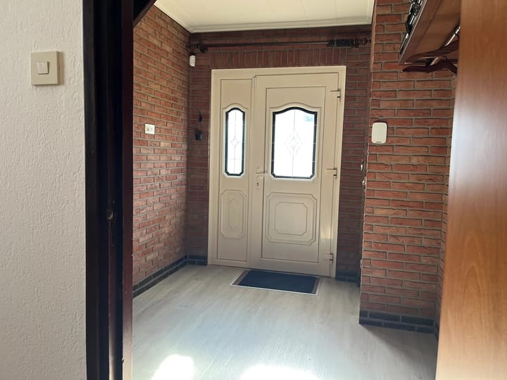 Foto 12 van Rijnaakstraat 10