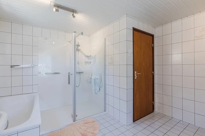 Foto 21 van Rijnaakstraat 10