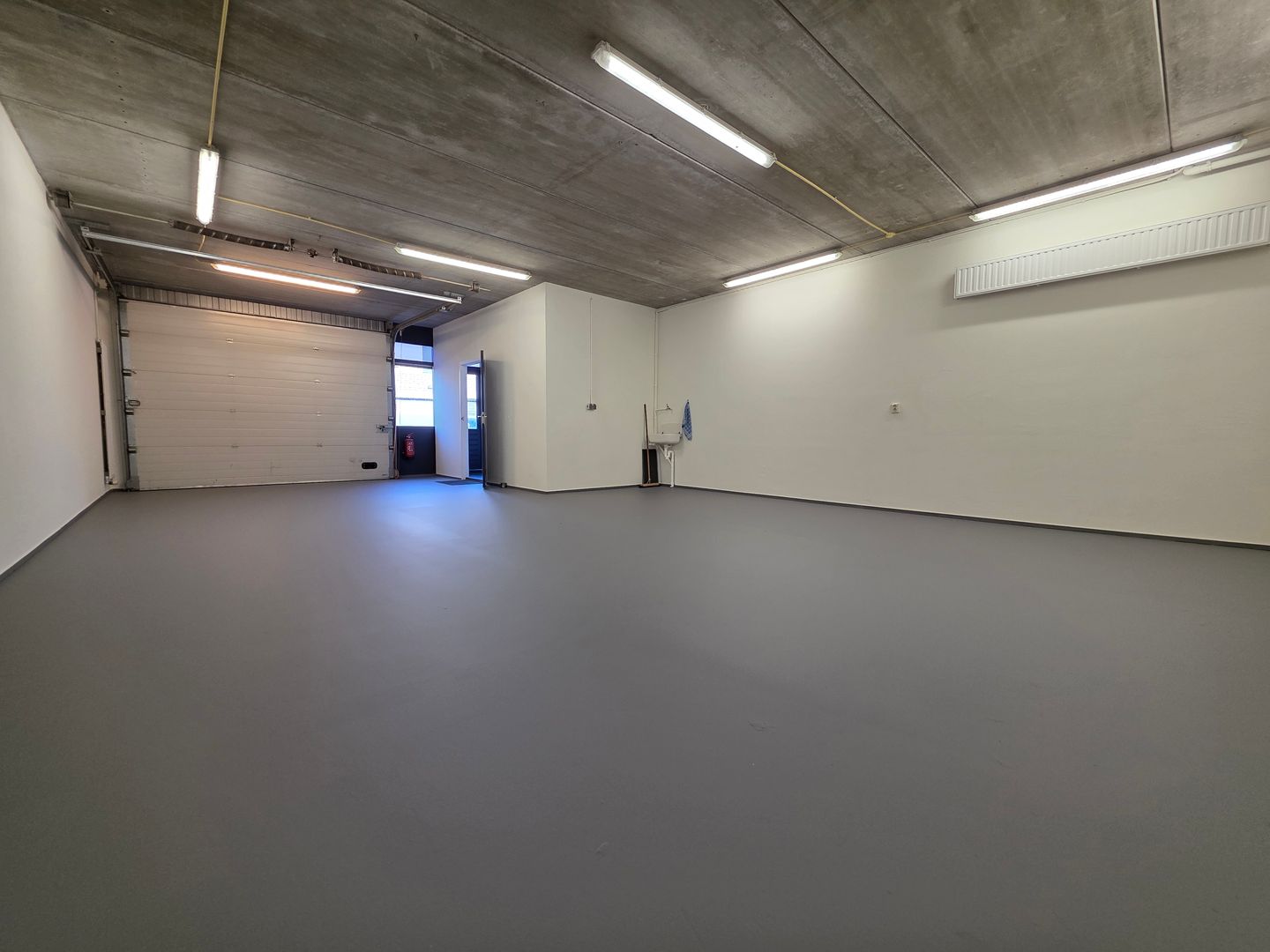 View photo 3 of Ampèrestraat 11-J