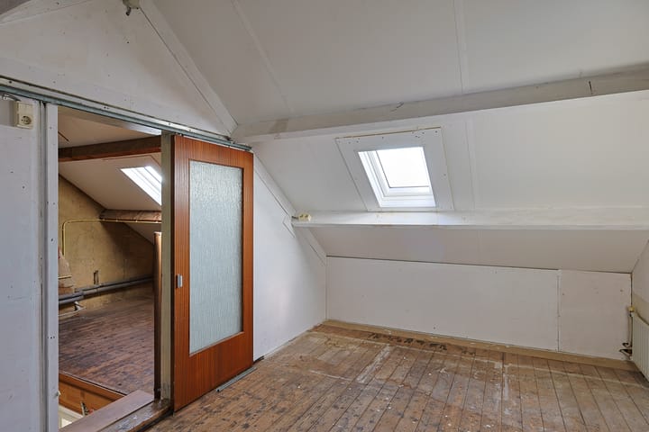 Foto 21 van Komeetstraat 6