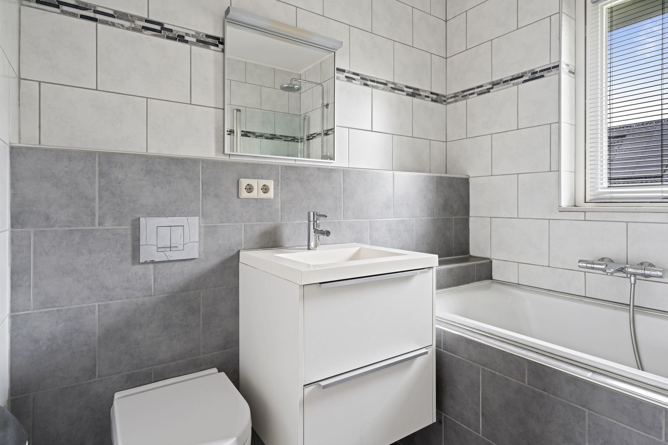 Foto 33 van Alverno 26