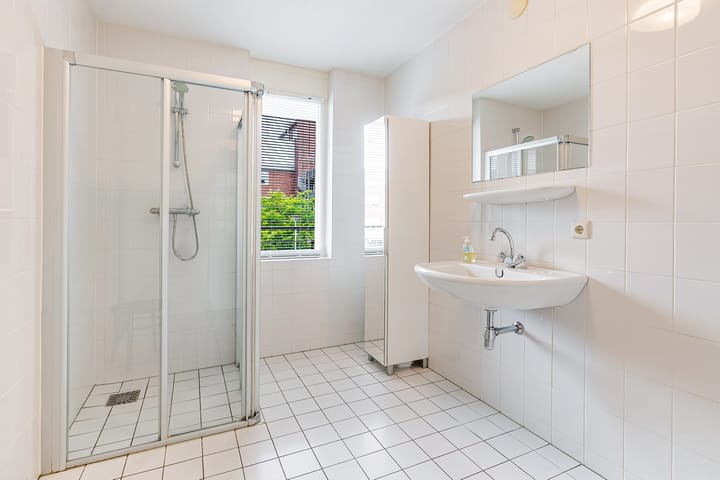 Photo 27 of Molukkenstraat 21