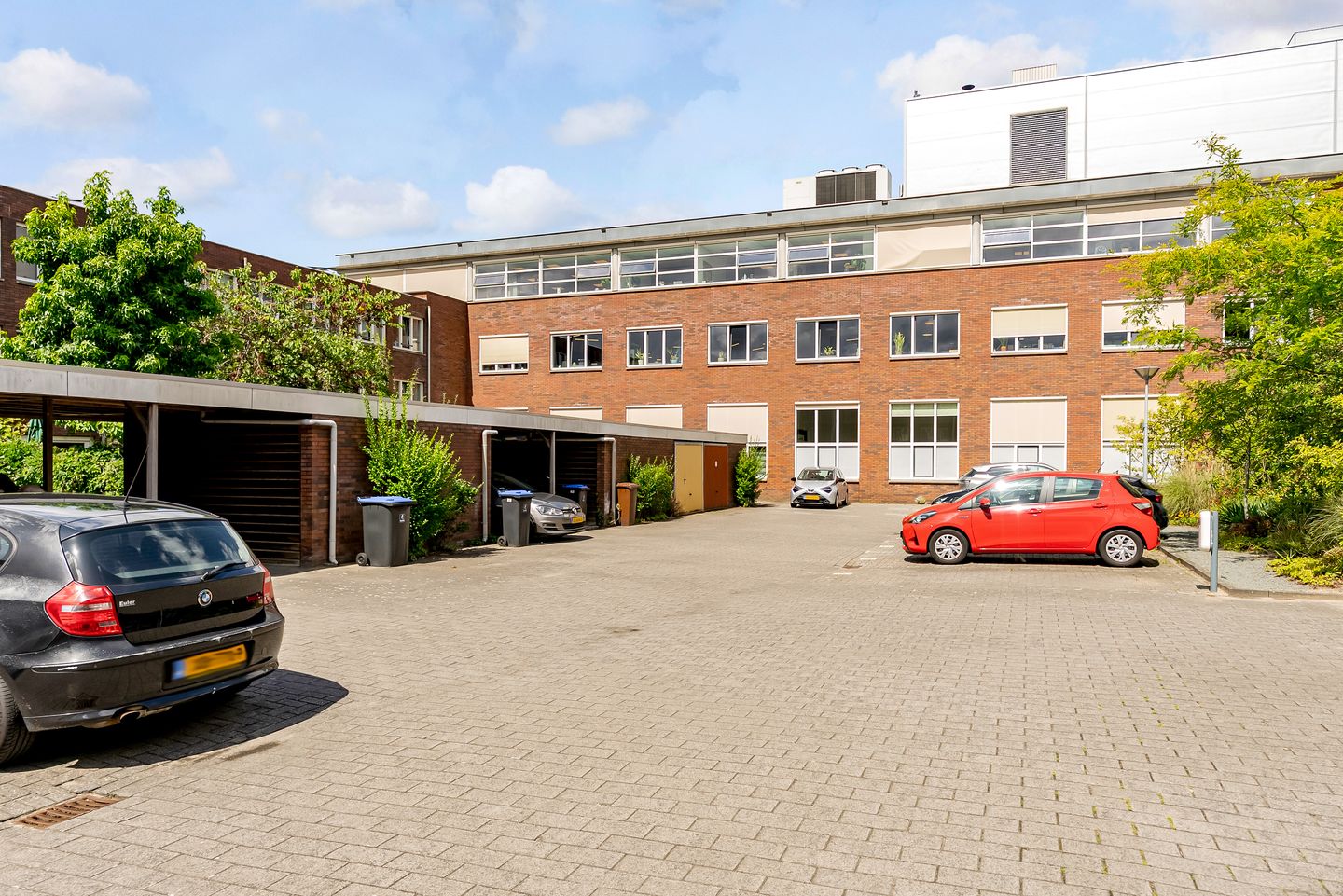 Foto 35 van Molukkenstraat 21