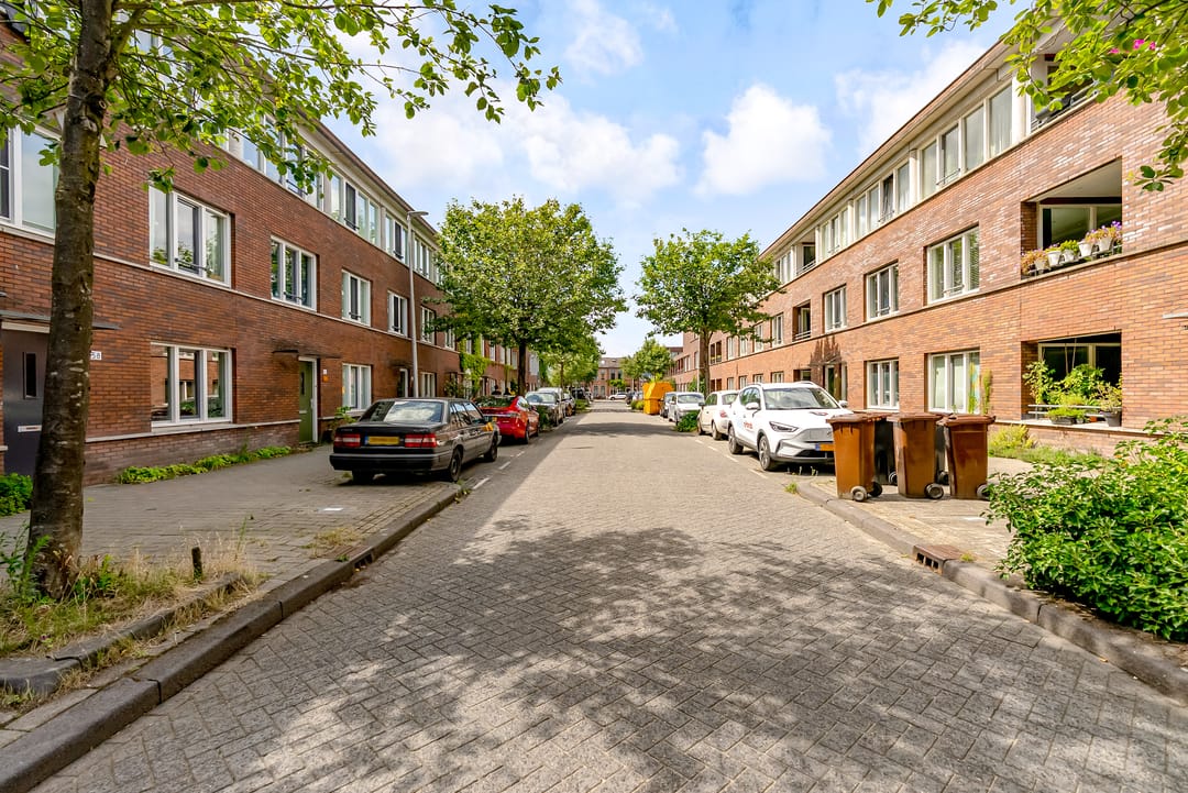 Foto 38 van Molukkenstraat 21