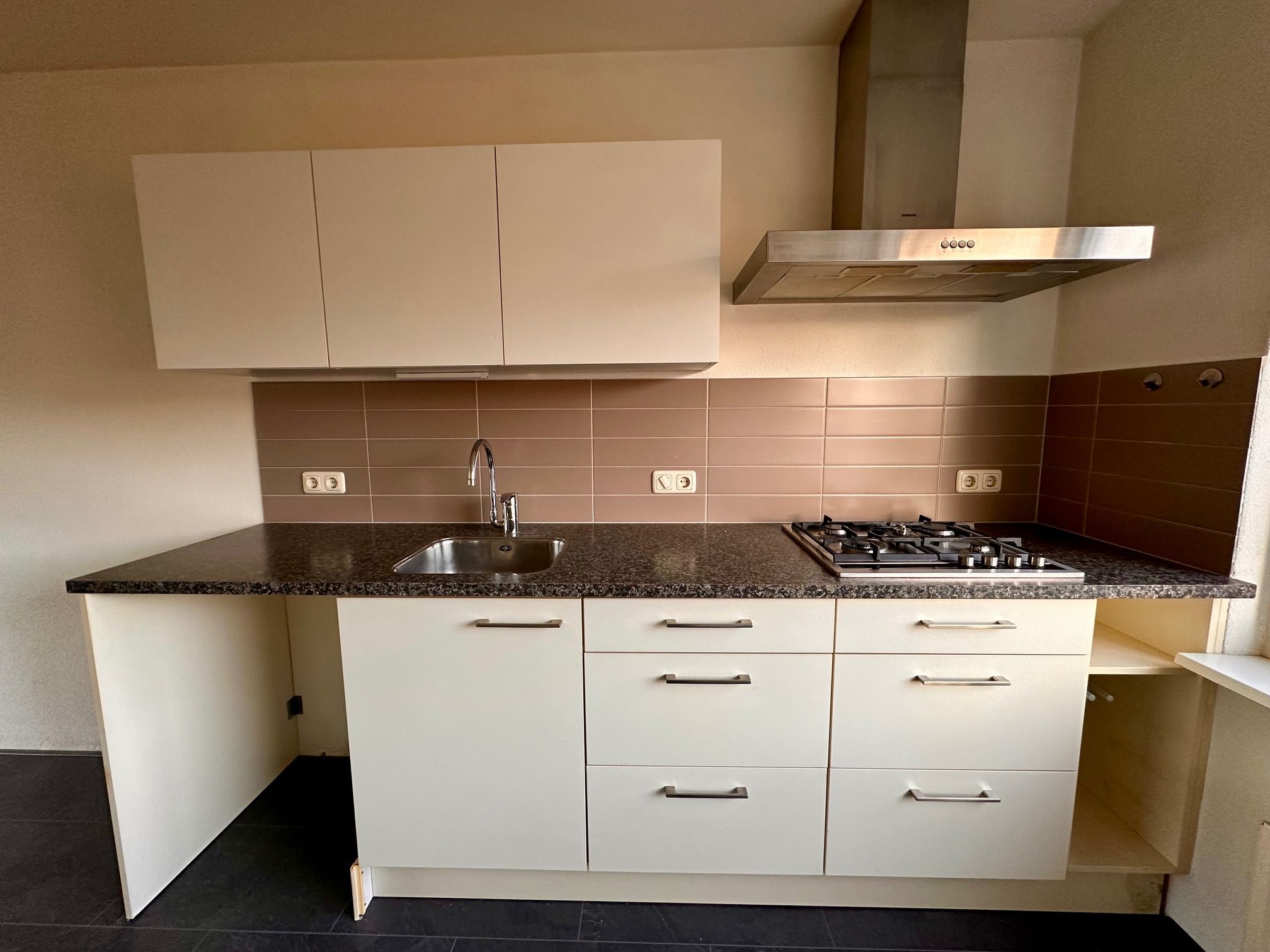 Foto 18 van Hermelijnhof 36