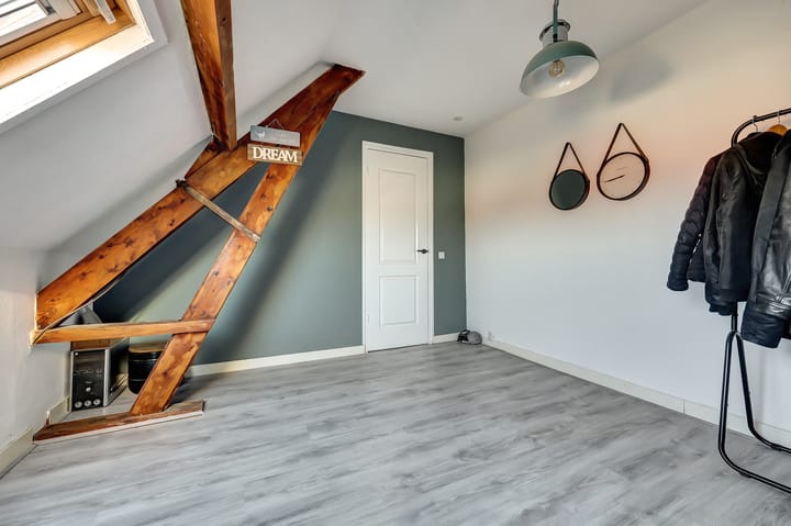 Foto 28 van Burgemeester van Esstraat 144