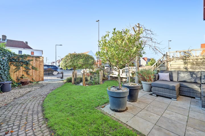 Foto 34 van Burgemeester van Esstraat 144