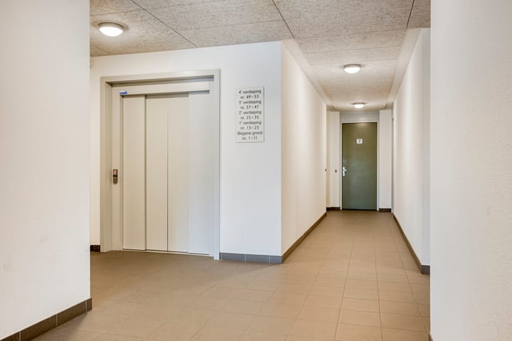 Photo 5 of Schieveen 53