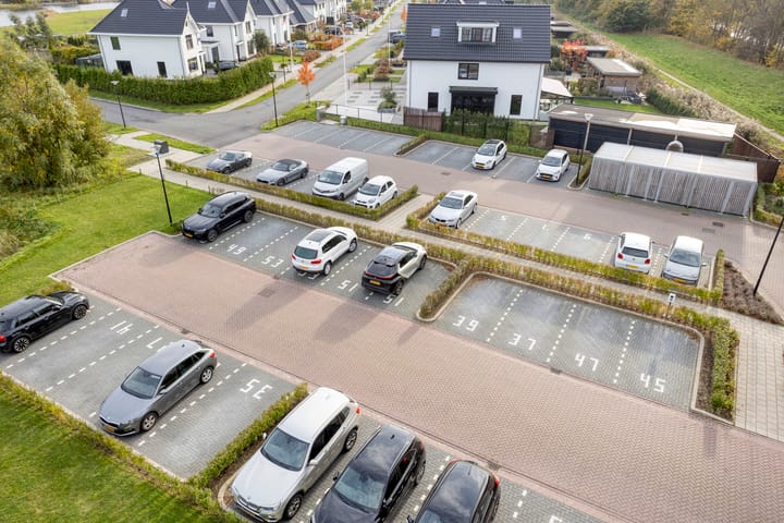 Photo 40 of Schieveen 53