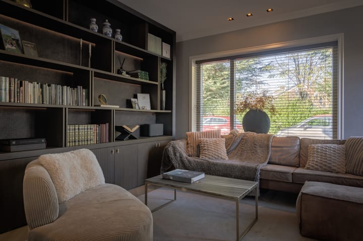 Photo 2 of Paulina van Weellaan 1