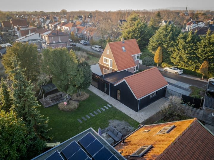 Photo 7 of Paulina van Weellaan 1