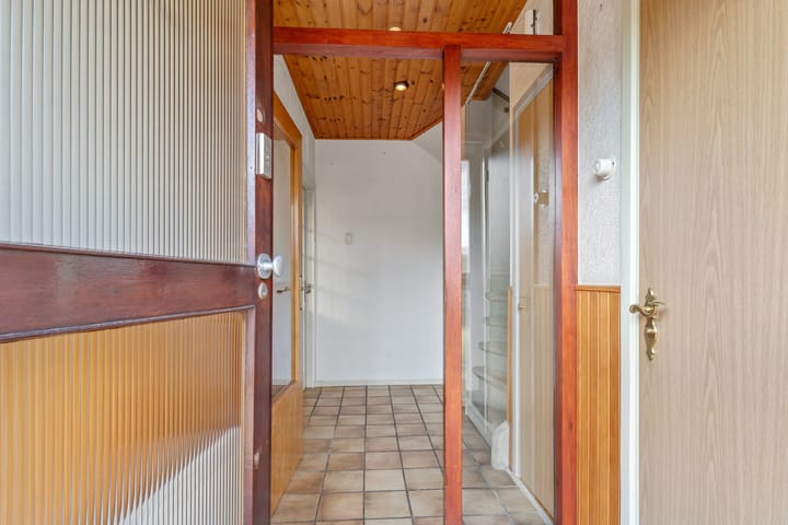 Photo 7 of Meerzicht 9