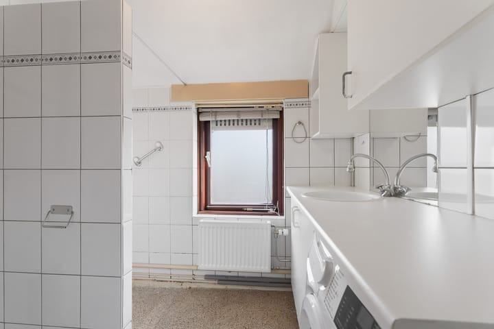 Photo 18 of Meerzicht 9