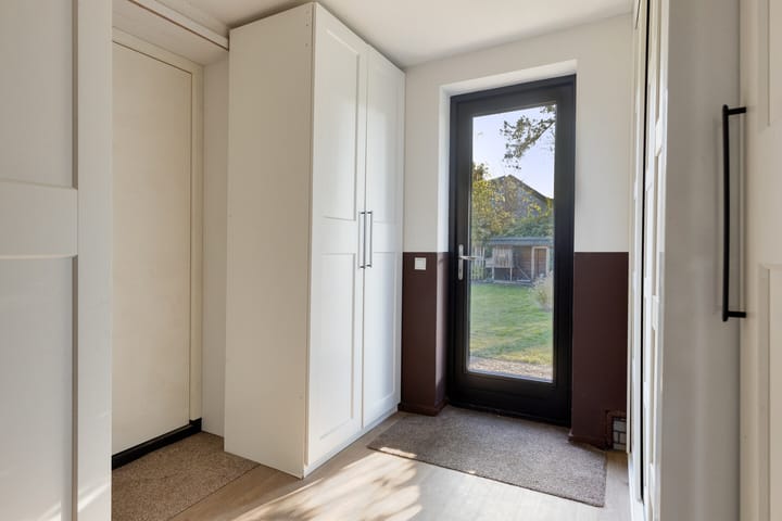 Photo 20 of Paulina van Weellaan 1