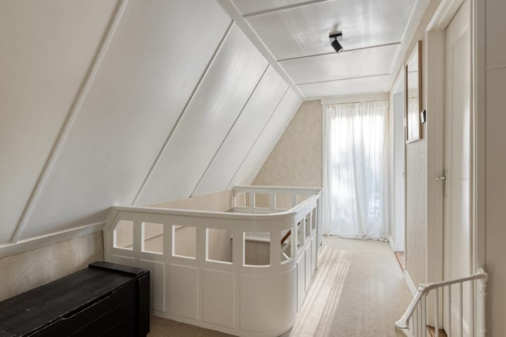 Photo 26 of Paulina van Weellaan 1