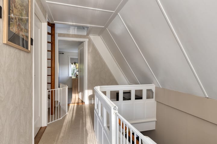 Photo 27 of Paulina van Weellaan 1