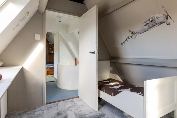 Photo 36 of Paulina van Weellaan 1