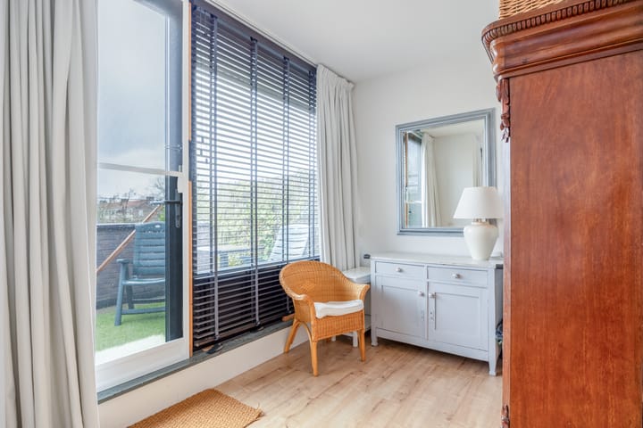 Foto 30 van Professor van Weliestraat 26