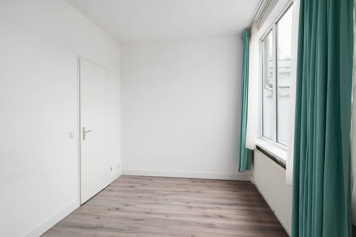 Photo 10 of Baroniestraat 34-B