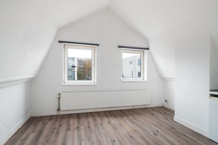 Photo 17 of Baroniestraat 34-B