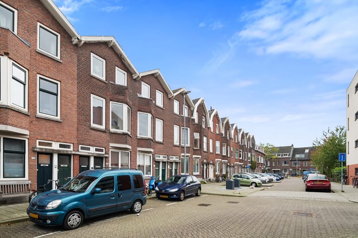 Photo 21 of Baroniestraat 34-B