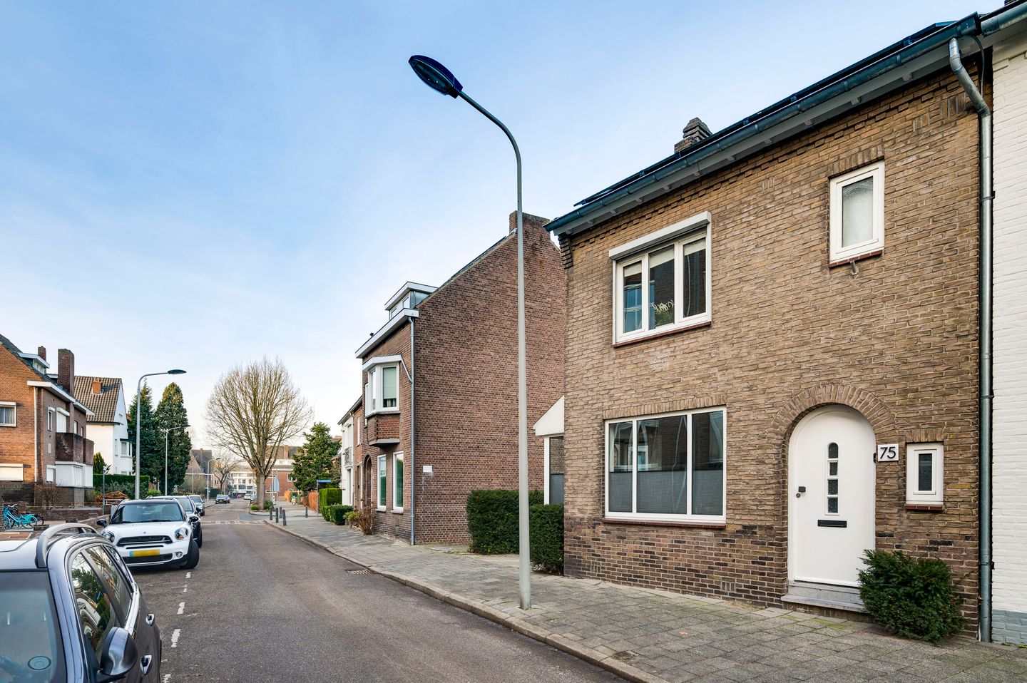 Photo 20 of Burgemeester Ceulenstraat 75