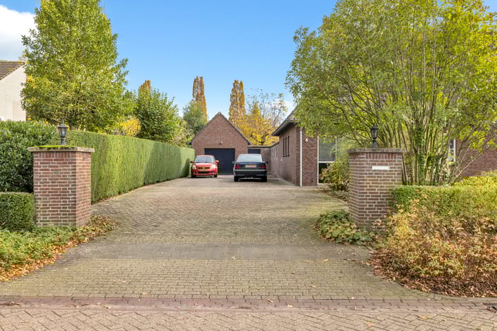 Photo 7 of Velgert 1