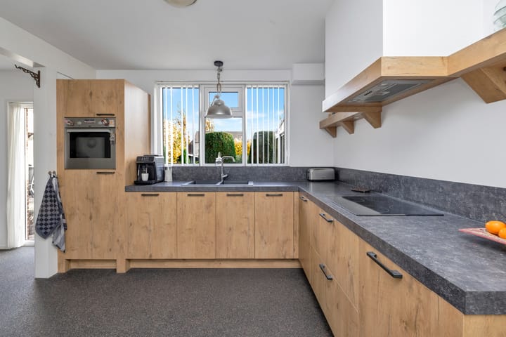 Photo 23 of Velgert 1