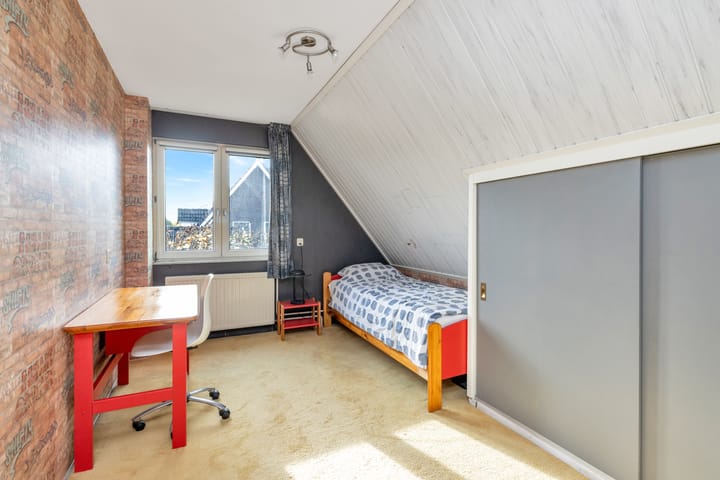 Photo 40 of Velgert 1