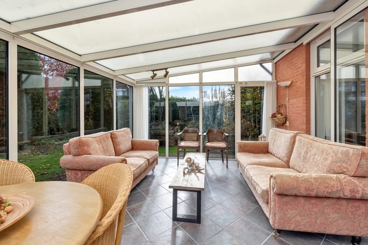 Photo 45 of Velgert 1